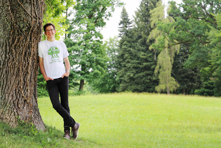 Felix Finkbeiner im Interview – mutig für das Klima. Felix Finkbeiner plant for the planet